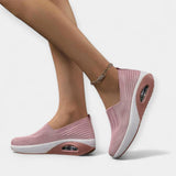 Pohodlné a jednoduché topánky