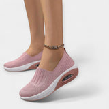 Pohodlné a jednoduché topánky