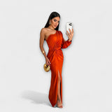 Julie - Elegantné šaty s Rafinovanosťou