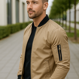 Ľahká zimná bunda so zipsom a vreckami