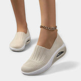 Pohodlné a jednoduché topánky