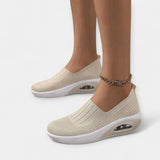 Pohodlné a jednoduché topánky