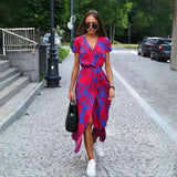 Nina - Elegantná Šaty s Výstrihom do V a Modelujúcim Strihom