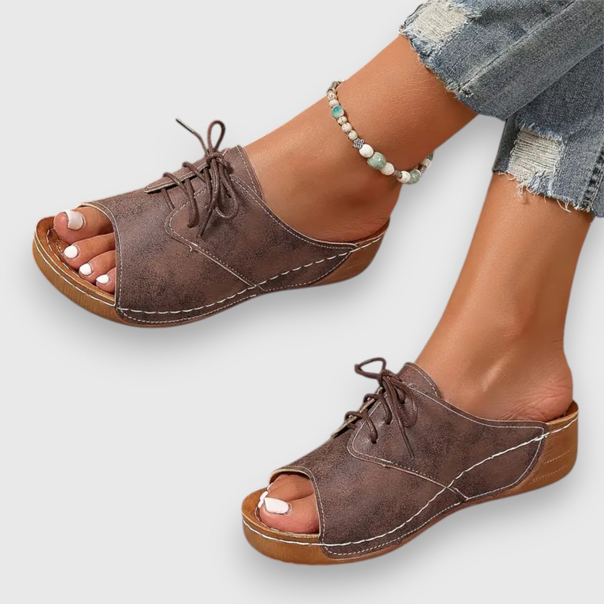 Saskia – Sandále vo vintage štýle