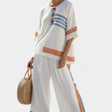 Sada etnický Daisy v bielej s detailmi v modrej a oranžovej – jedinečný a živý štýl