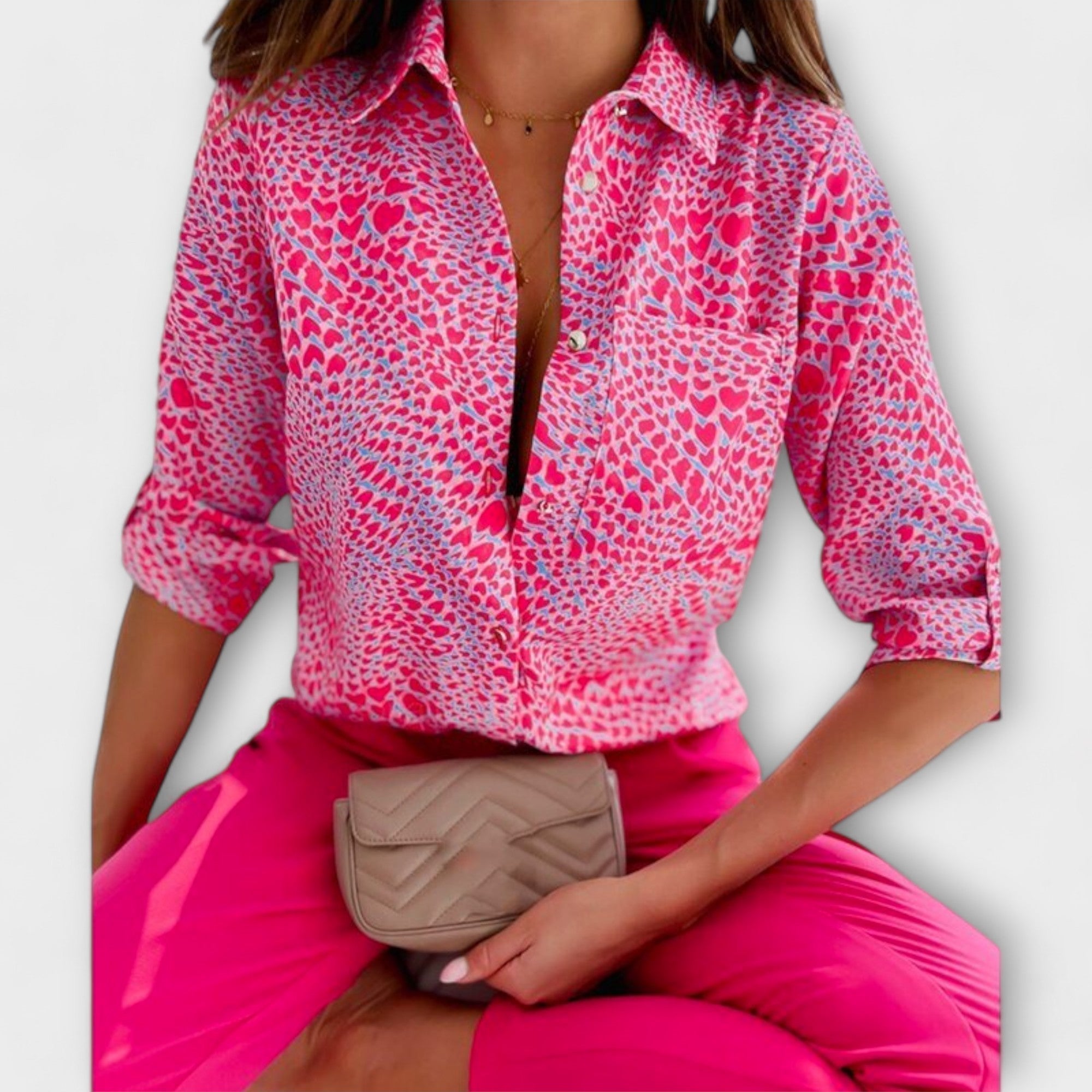 Halenka s klasickým límcem